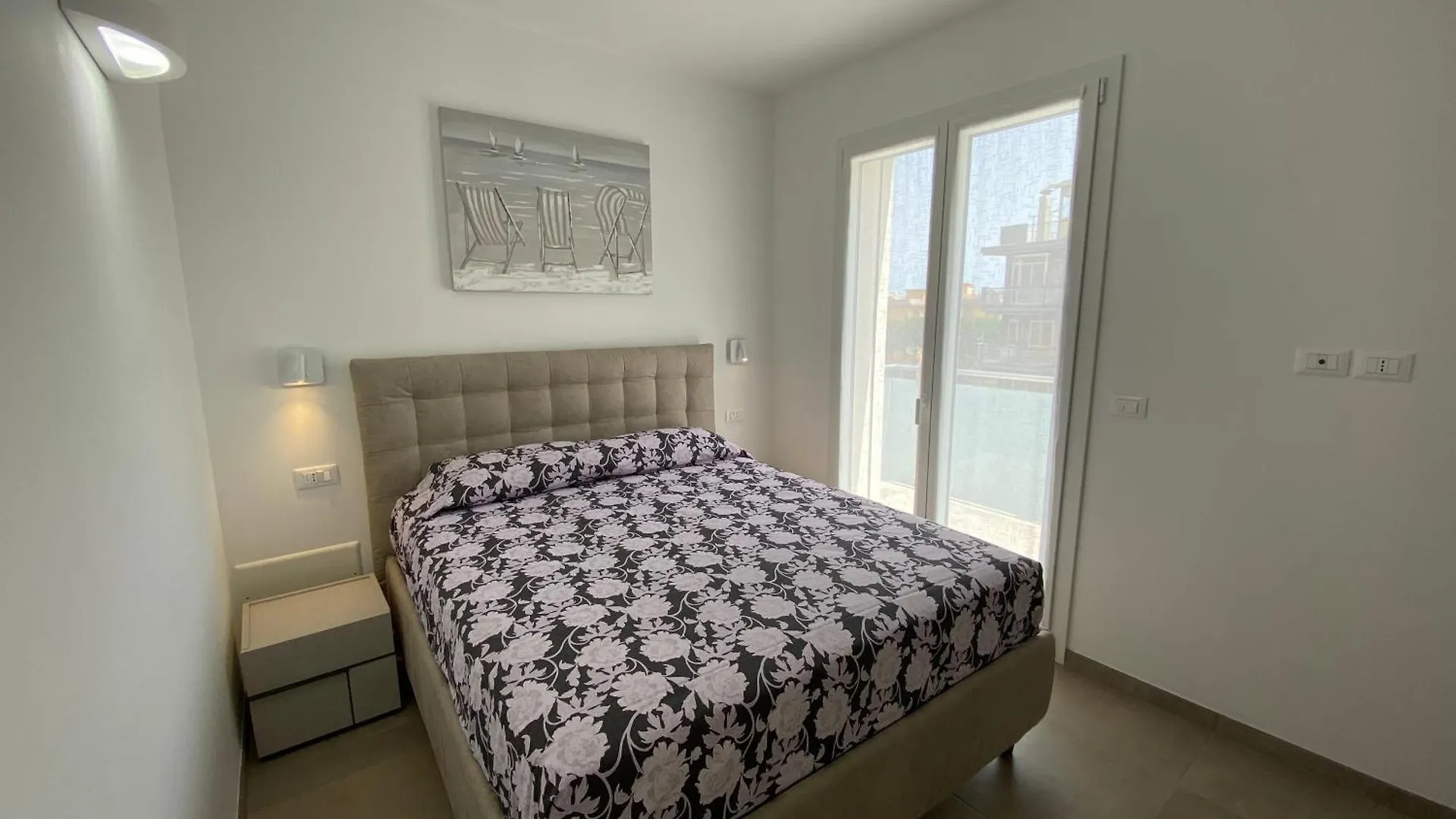 New Luxury Apartment With Pool In Borghetto Borghetto Santo Spirito